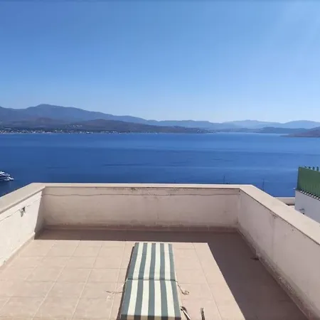 호텔 Bodrum / Relaxing, Swimming, Sunshine And Sunbathing! *