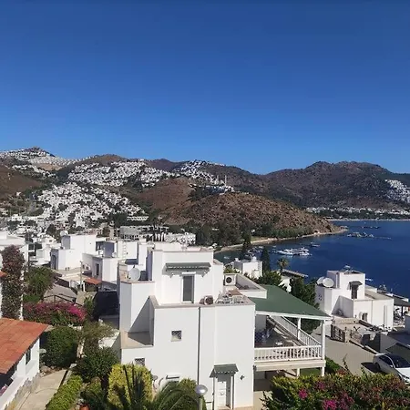 Bodrum / Relaxing, Swimming, Sunshine And Sunbathing! 호텔 Gurece