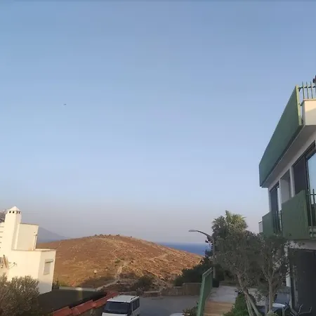 Bodrum / Relaxing, Swimming, Sunshine And Sunbathing! 호텔 Gurece
