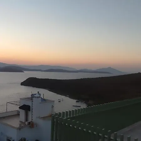 Bodrum / Relaxing, Swimming, Sunshine And Sunbathing! 호텔 Gurece