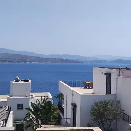 Bodrum / Relaxing, Swimming, Sunshine And Sunbathing!