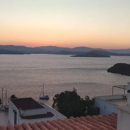 호텔 Bodrum / Relaxing, Swimming, Sunshine And Sunbathing! *